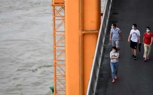 武漢出梅后多云為主局部陣雨