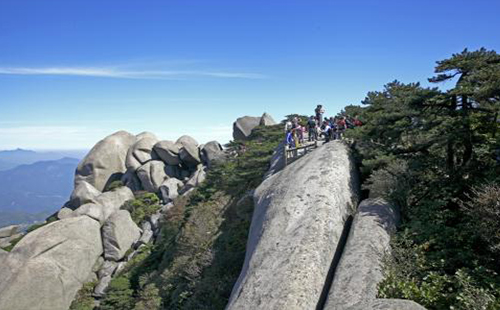 10月15日起安徽天柱山及潛山八大景區對武漢游客免門票