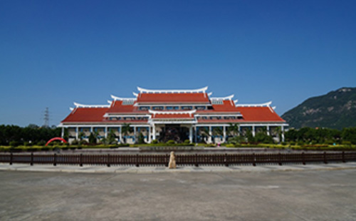 泉州博物館離西湖公園有多遠